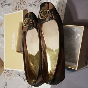 Michael kors camo flats